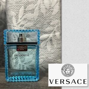 Versace Eau Fraîche in Vibrant Blue